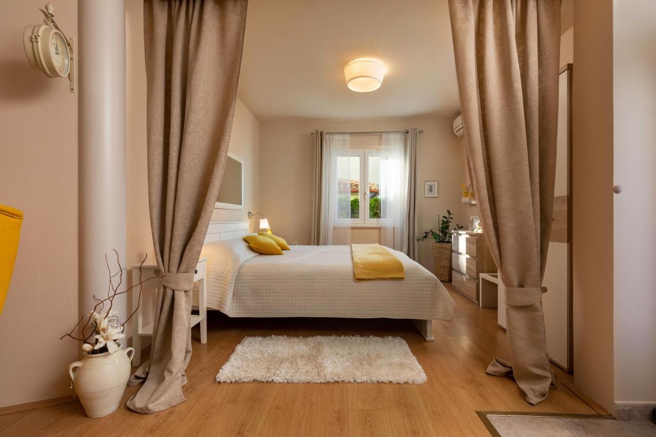 Apartments Javor Rovinj Buitenkant foto