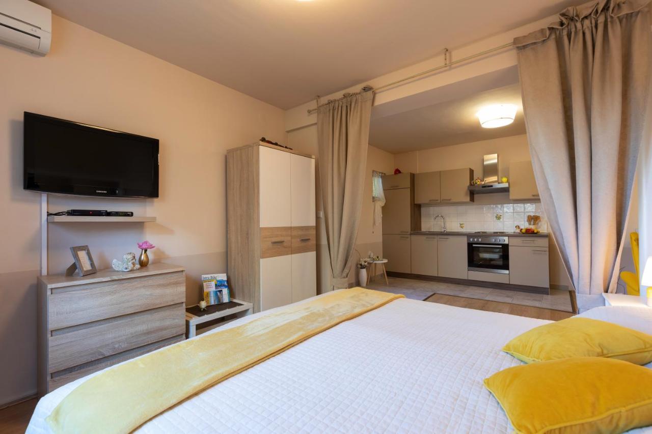 Apartments Javor Rovinj Buitenkant foto